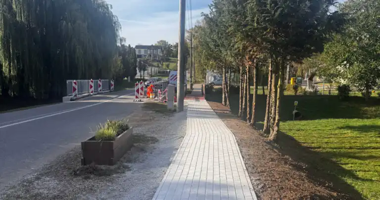 Rekonštrukcia hlavného mosta a obnova chodníka v centre Lukáčoviec