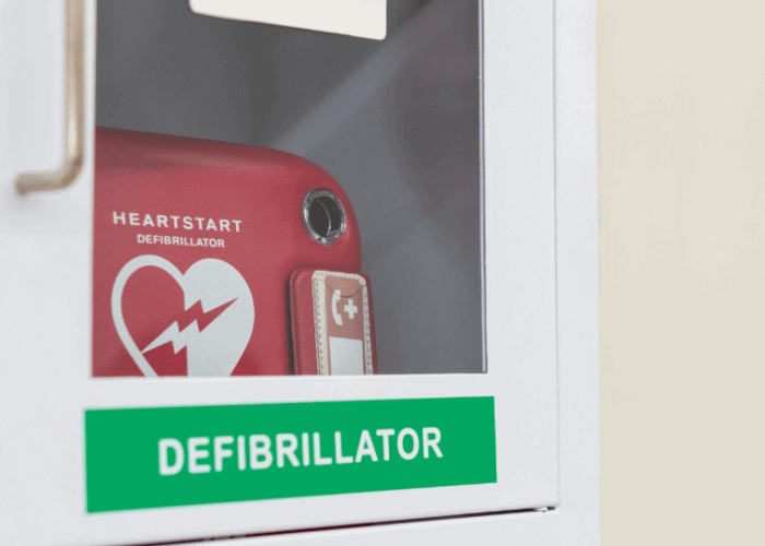 Obec získala dotáciu na automatický externý defibrilátor