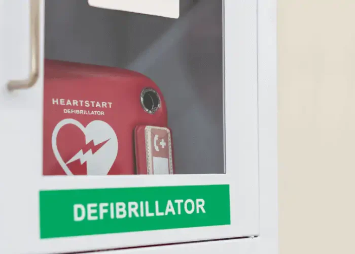 Obec získala dotáciu na automatický externý defibrilátor