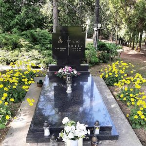 Foto_hrob_ThDr._Jozef_Baču